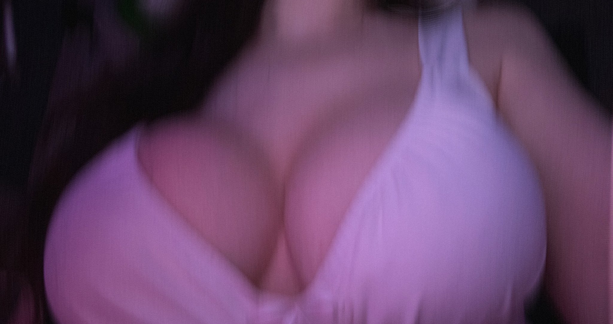 1 pic. blurry boob pics while i game <3 https://t.co/NNyBV9MQ98