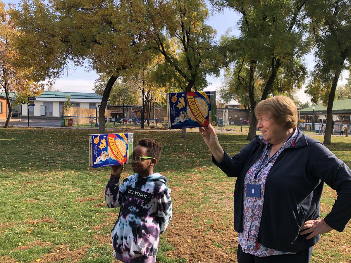 BrianJKasper's tweet image. #Tashschool teachers and students viewing the partial #SolarEclipse. @DohaDerek @WaLead_B @billkralovec #science #nature