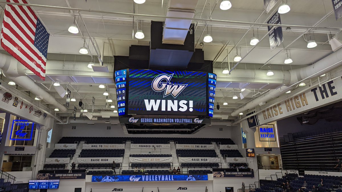 A great night for a GW Dub!!! Congrats to <a href="/GW_Volleyball/">GW Volleyball</a> for taking down Mason at the #RevolutionaryRivalry game!