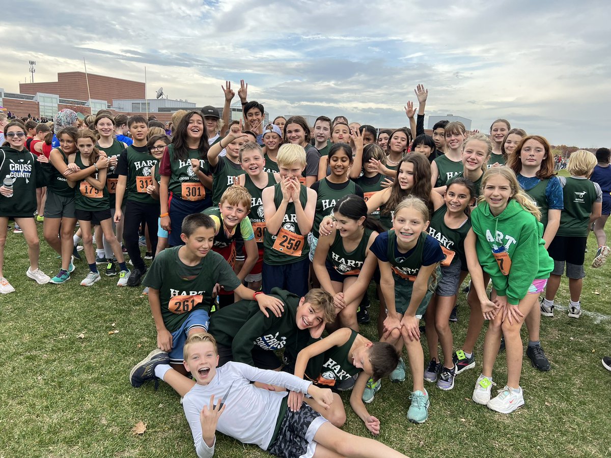 bstrausbaugh's tweet photo. CC Pumpkin Invitational @RCSHartMS #RunWithHart #LeadWithHart https://t.co/FErzKYxb7n