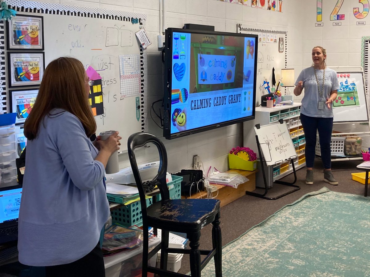 SchCounselorFP's tweet photo. Counselors Advisor Council meeting @sopecreek ✅✅ Love working with this team!! @CCSDCounseling #teamworkmakesthedreamwork #datadriven #excitingthingsahead https://t.co/hTRl8WwQMe