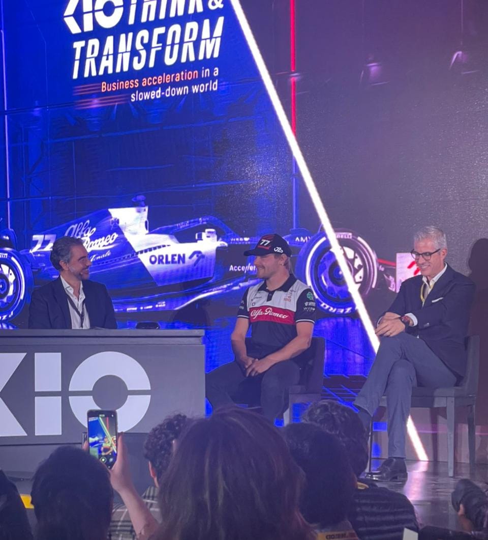 KIO_tech's tweet photo. Nuestro Chief Speed Officer, presente en #KIOThinkandTransform https://t.co/BebueKh2pa