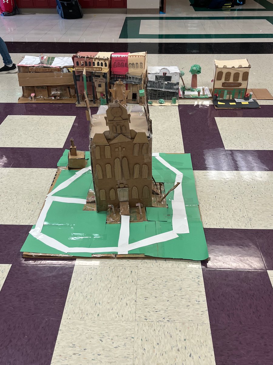 MrsDaniels5th's tweet photo. Global Cardboard Challenge! @mambrinosteam  Fifth Graders understood the assignment! ❤️ https://t.co/TzLLpU3TFw