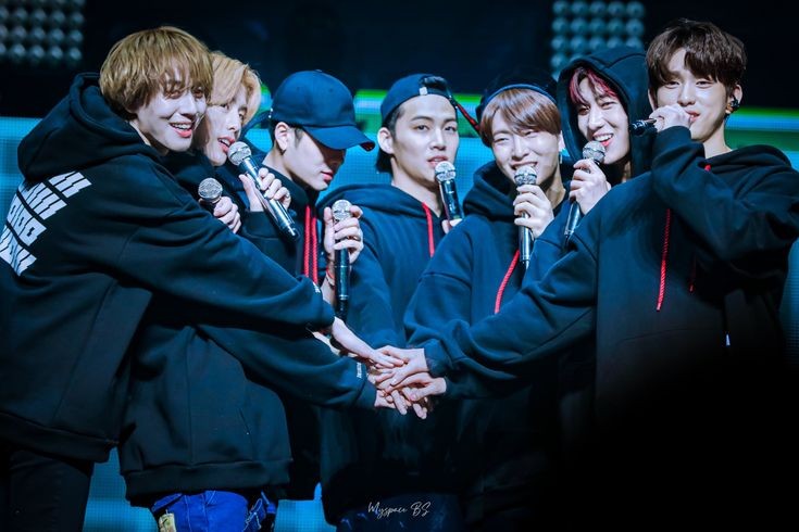 Chanidkul_789's tweet photo. ��พสแรกของวัน ขอแรงหน่อย คนละ1รี
เน้นรีนะคะ ‼️‼️
I vote #got7 for #MAMAVOTE https://t.co/6H92L2LtwB