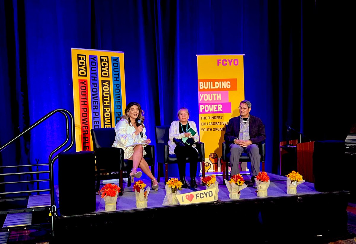 LaEliCuna's tweet photo. What a way to end the night and such a honor to hear at @THE_FCYO #FallConvening amazing organizers for the past decades that have transform youth organizing and climate justice in New Mexico #nmpol with Lori Weahkee @NativeVoters and Micheal Leon @civicpolicy #YouthPower https://t.co/hyjNpk00f7