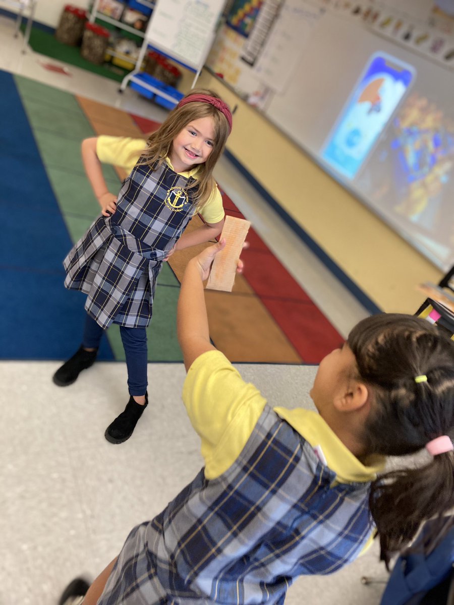 This will forever be one of my favorite photos! During labs, a scholar made a phone and took pictures of her friends! My timing was 👌🏾