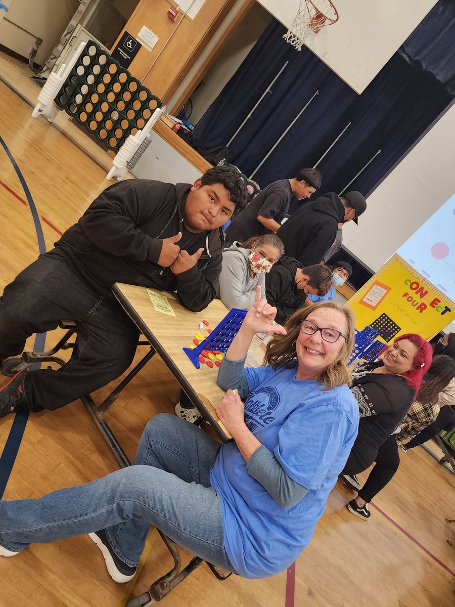 RhmsBobcats's tweet photo. Our 1st Math Night of the year was quite a success! Looking forward to our next one.  #BobcatPride #Bobcatmathletes @mlrod32  @PajaroValleyUSD @RhmsBobcats https://t.co/lYfK6VEtVg