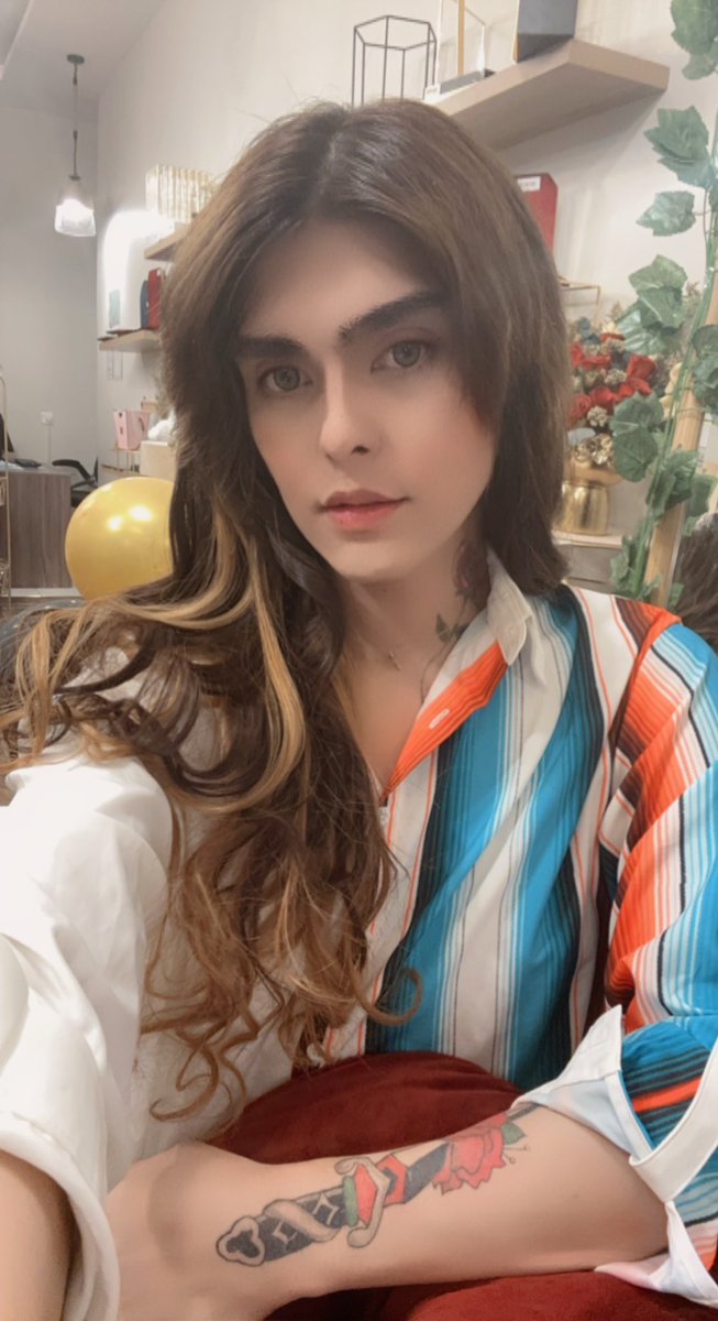 jexx_24's tweet photo. Hair cut ๐โโ๏ธ ๐โโ๏ธ๐โโ๏ธ SORRY ! I love my hair but thereโs nothing I can do ๐๐ญ #goodbyehair https://t.co/MTtjr3bE2U
