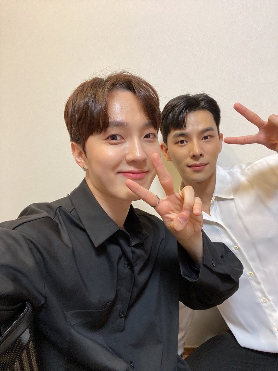 FCLIVE_official's tweet photo. A.Y SPECIAL LIVE in JAPAN SEOLREIM

本日10/26は19時〜です💗
当日券もございます❕

初回の方は無料です👀
アイン&amp;ユアンと一緒に楽しい時間を過ごしましょう💐

📍新宿 K-SQUARE 3F
🔗 https://t.co/OPzhWIa20b
詳細はこちらを✔️

#유안 #아인 
#TOKYO  #FCLIVE #KPOP https://t.co/VPbp5qe06N
