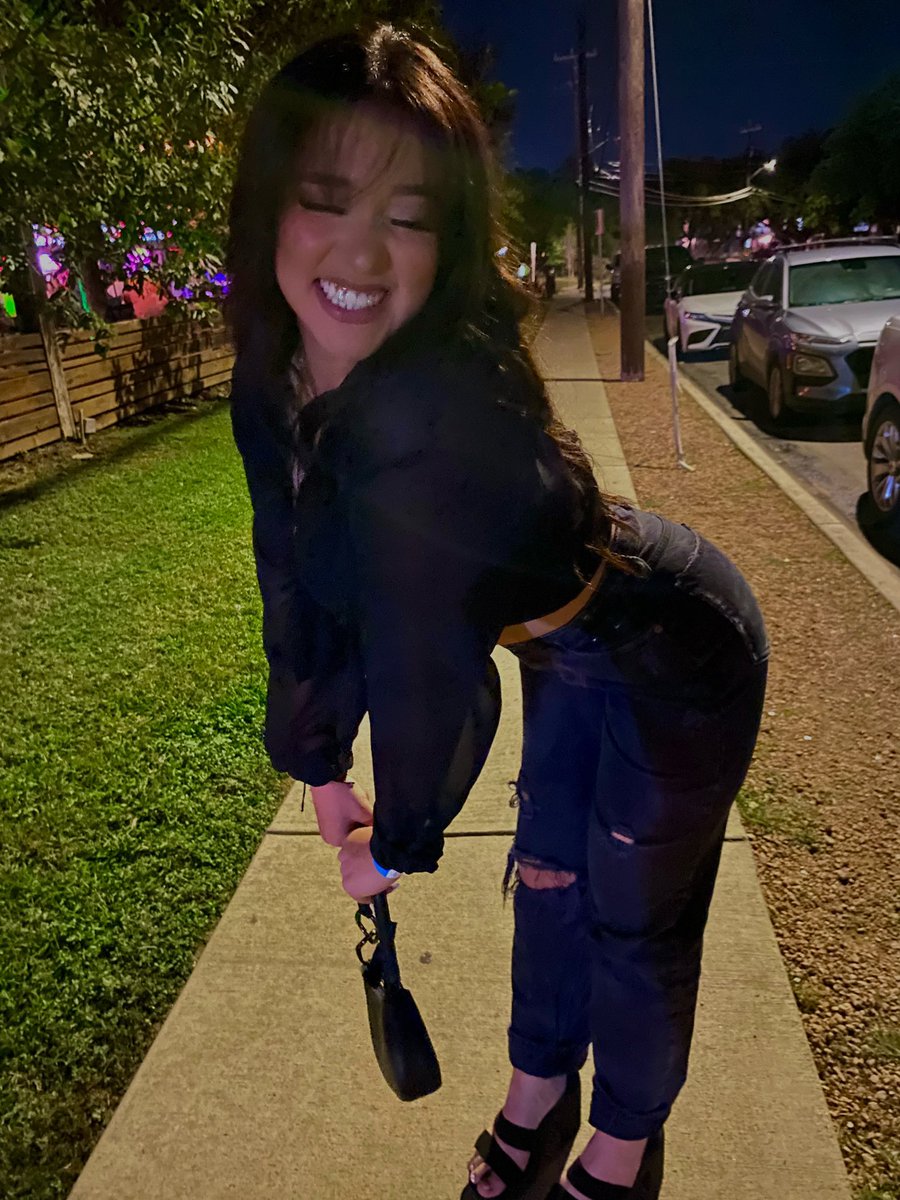 mwats_'s tweet photo. me again https://t.co/dZUhk7rXbW