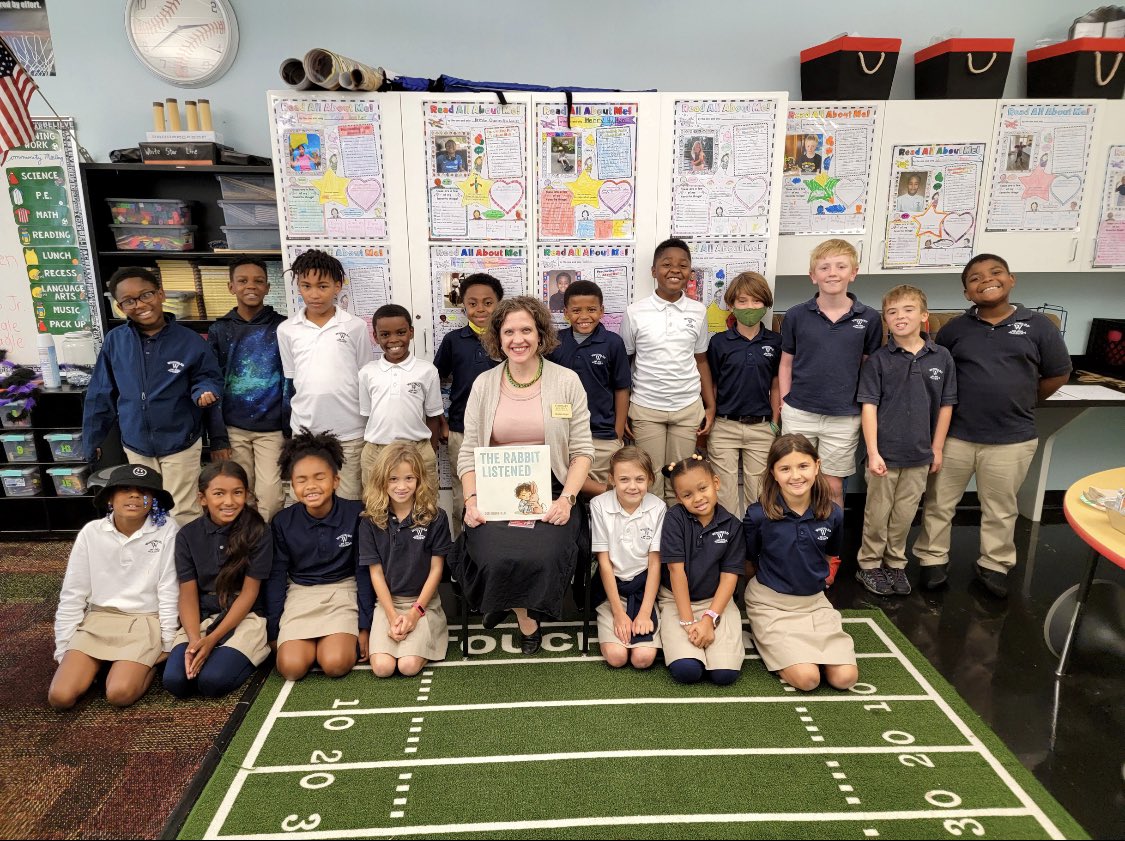 Thank you Chaplain <a href="/LloydJoiner/">Megan Lloyd Joiner</a> for spending time with us and reading The Rabbit Listened! Great lesson on how we can help others ❤️! <a href="/WoodwardAcademy/">Woodward Academy</a> @PSPrincipalWA <a href="/WAPrimaryAP/">Erica Wiltshire</a>