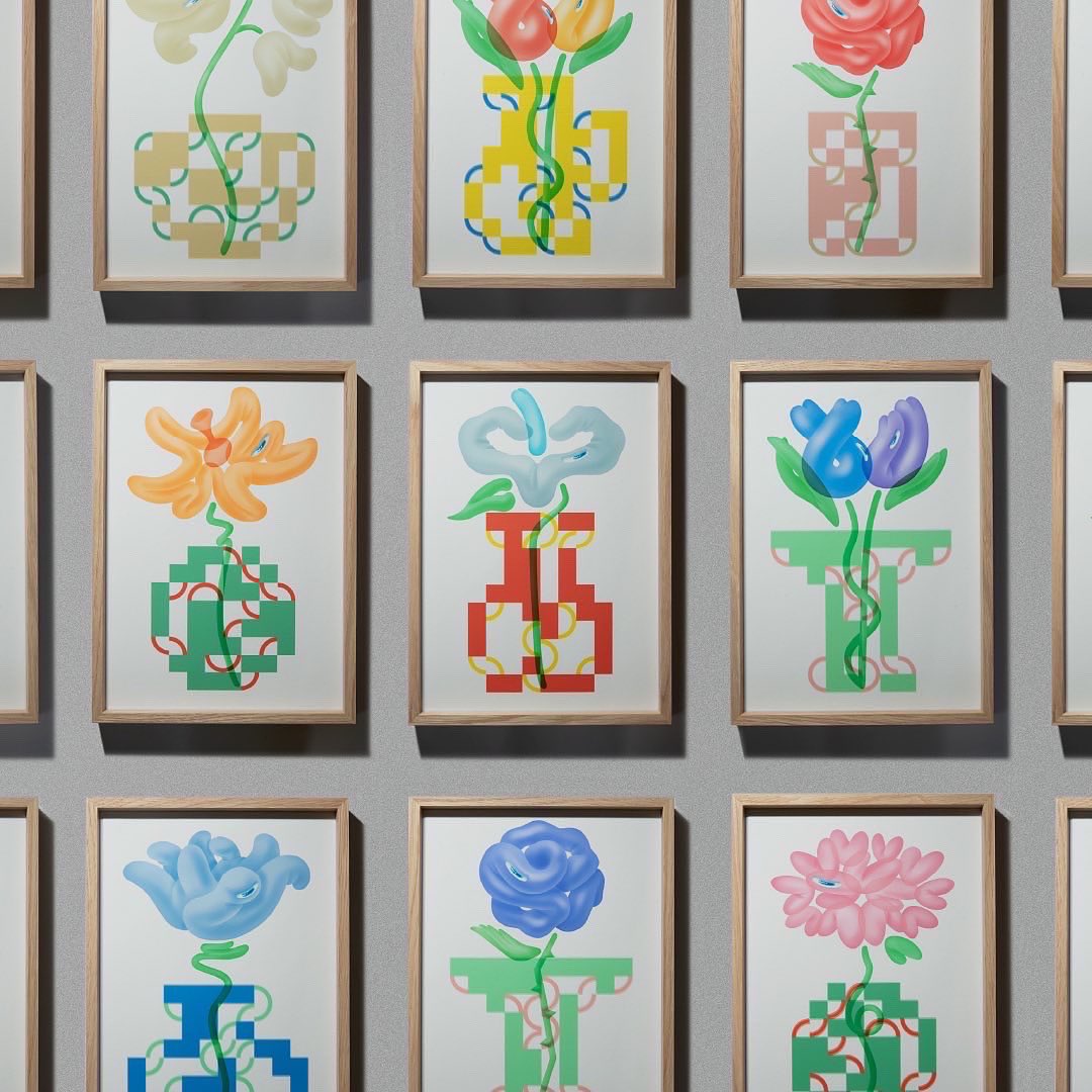 MASUNEY's tweet image. 10月28〜30日、渋谷 神泉で展示開催します。2つのパーツで構成された花器の図案にイラストレーター 久嶋祐太の花のイラストを組み合わせた原画作品とプリント作品を展示販売します。今週末はイベント目白押しですが遊びに来てね！
instagram.com/p/CkKI3uVP6dU/…