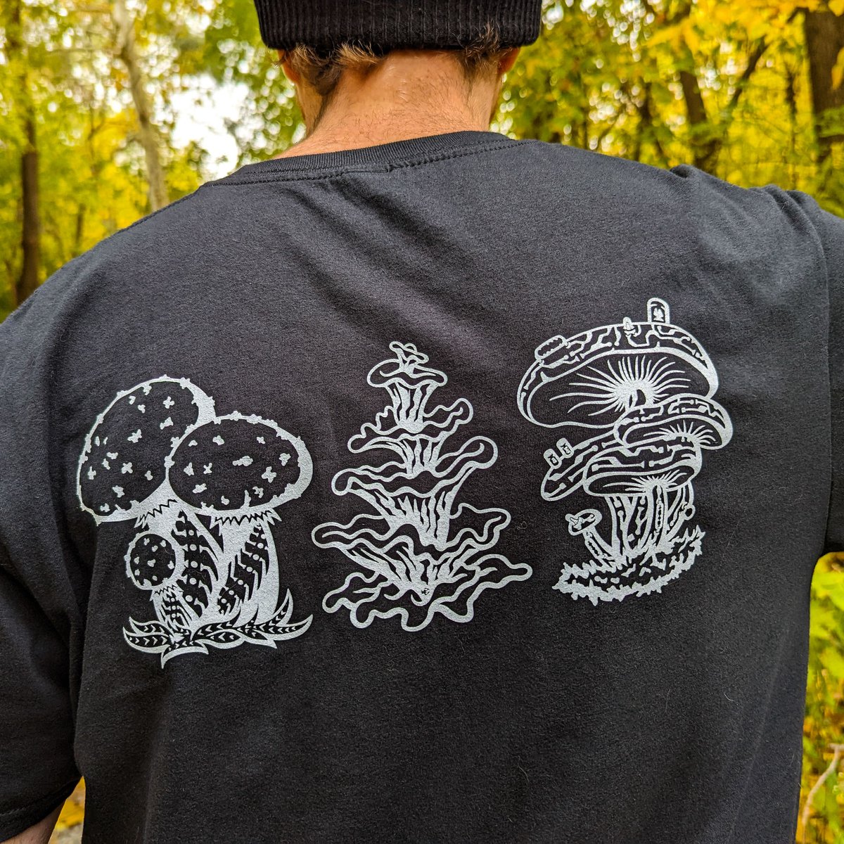 NarBonezz tweet media