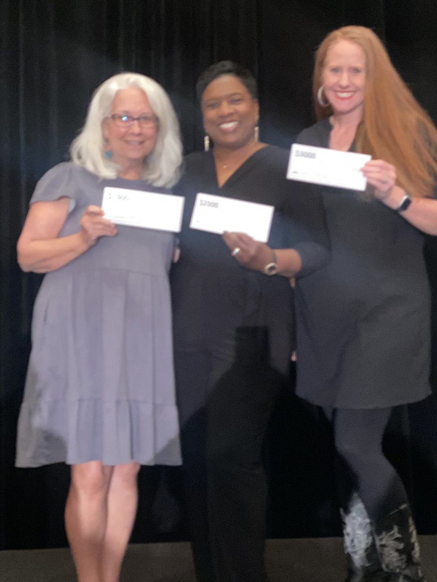 amymillercfb's tweet photo. Look at these wonderful ladies who celebrated 60 years total of service to CFBISD tonight. What a wonderful night we had.  It was a joy for Mrs. Miller to introduce them at the Service Awards Dinner. #cpeagles #threeclassacts @CFBISD @drdanawest @susanmachayo https://t.co/BCzwsi3Gdp
