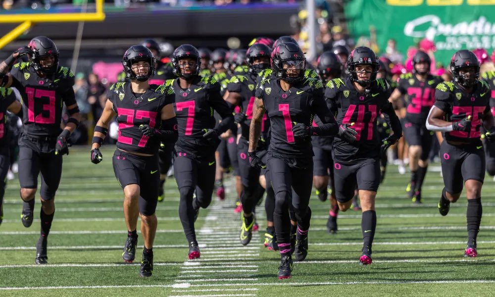After a great conversation with @JordanSom_UO I am blessed to say I have received my eleventh division one offer to continue my academic and athletic career <a href="/oregonfootball/">Oregon Football</a> <a href="/CoachDanLanning/">Dan Lanning</a> <a href="/CoachLup/">Tosh Lupoi</a> <a href="/GregBiggins/">Greg Biggins</a> <a href="/KyleMorgan_XOS/">Kyle Morgan CATAPULT Southwest Regional Scout</a> <a href="/adamgorney/">Adam Gorney</a>