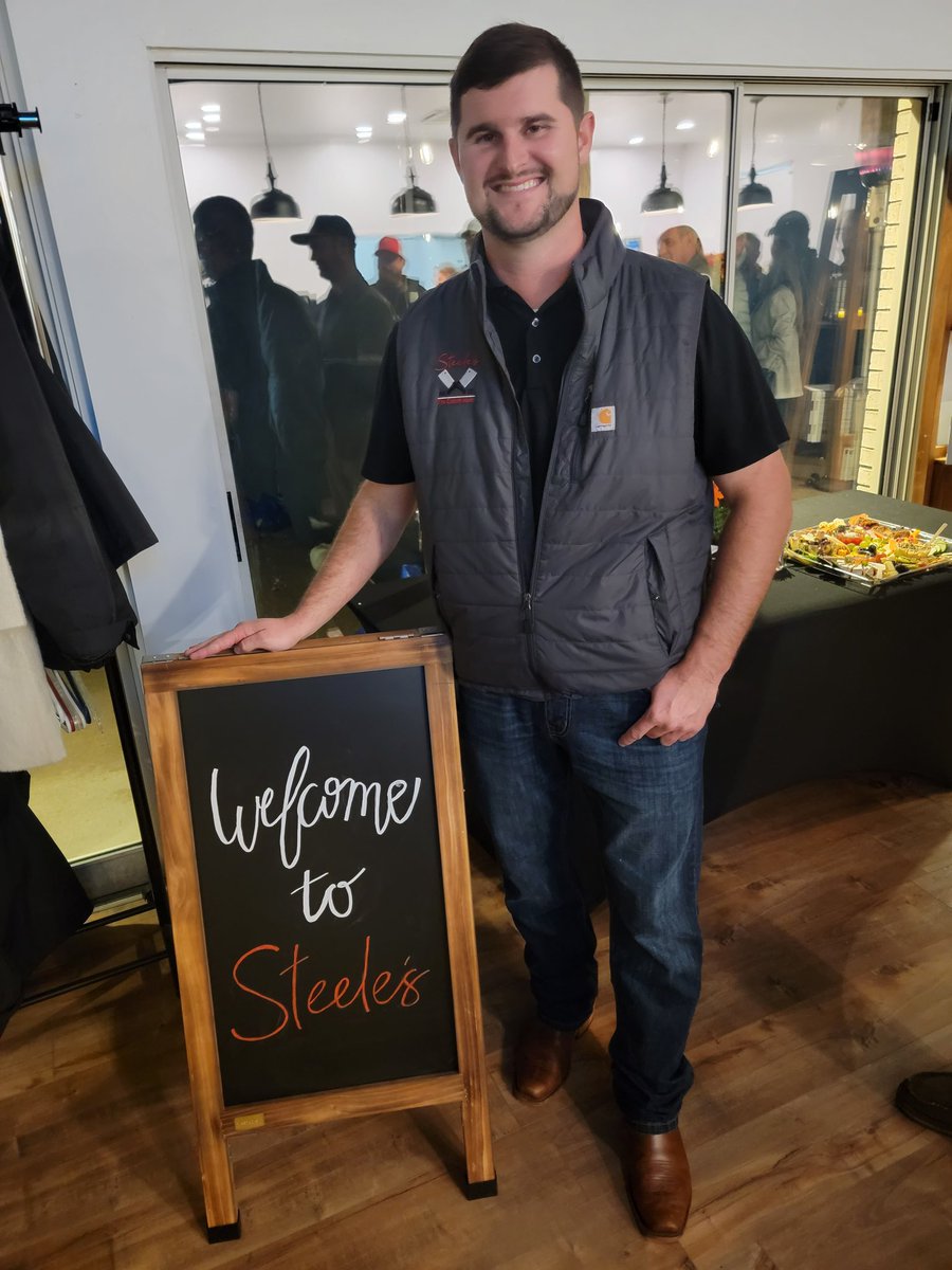 CarrieTergin's tweet photo. Preview of Steele's Fine Custom Meats Opening Friday at 1730 Jefferson Street. I can't wait for mom to grill some Missouri steaks! Congratulations Steele's! #JCMO @carol_kehoe & Scott! #EatMOmeat 🥩 https://t.co/46t54hWJCE