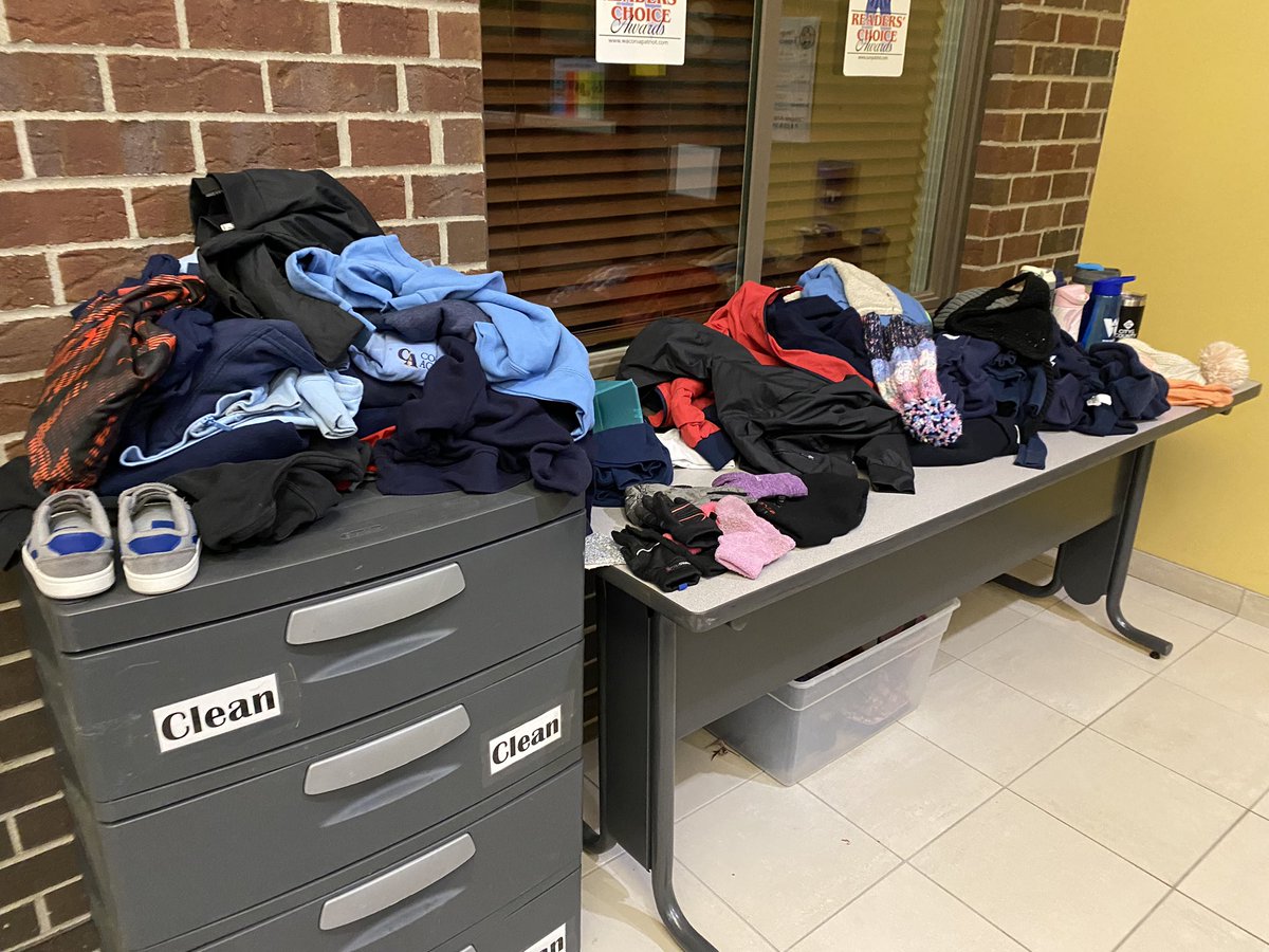 CologneAcademy's tweet photo. If these would only have a Mabel’s Label they would be home right now 😢

The weather changes so much each day, and so does our clothing; make sure you’re labeling all the layers! Visit https://t.co/TCKdRpOQRR (Cologne Academy) to support Cologne Academy while shopping the sale. https://t.co/joor9W91Kd