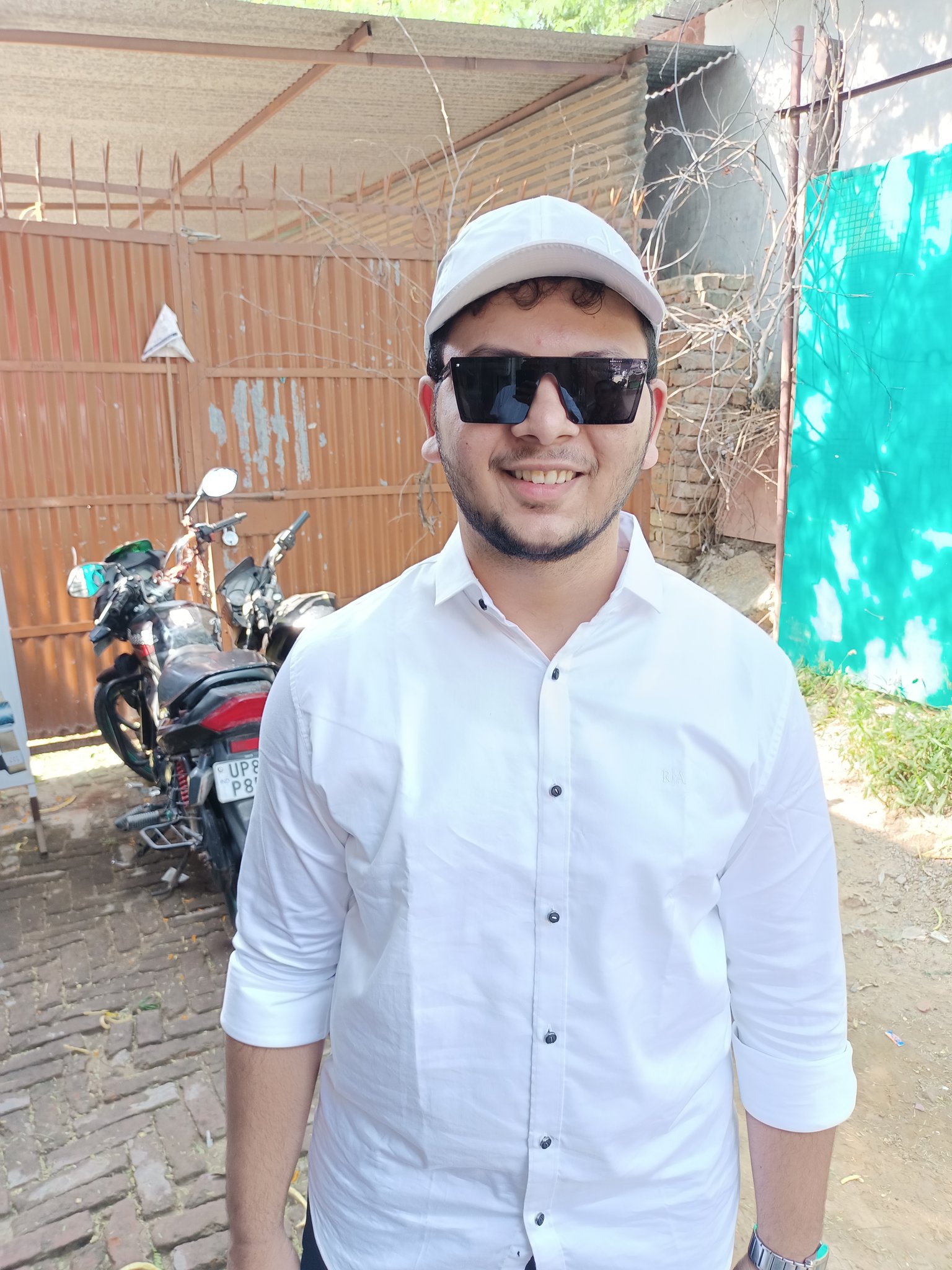 palindrome (shahpranshu27) / Twitter