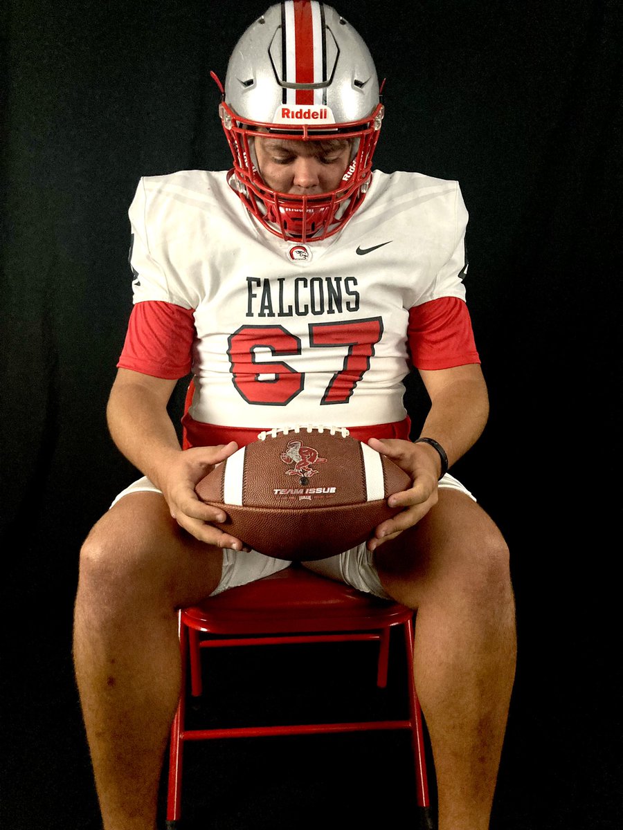 I am blessed to say I’ve received an official offer to play at Friends University! Thank you to everyone supporting me! <a href="/MHSBroncoSports/">MHS Bronco Sports</a> <a href="/CoachLeeBlank/">Lee Blankenship</a> <a href="/coachmac_/">Cody McDaniel</a> <a href="/JRConrad64/">J.R. Conrad</a> #TMRollsDeep #AGTG