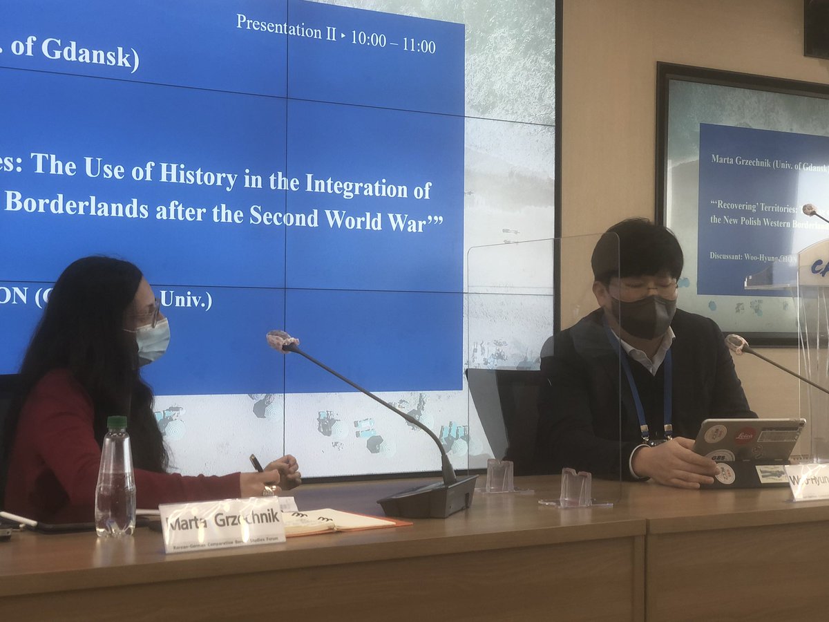 IFZO_Greifswald's tweet photo. Whats the „Greifswald Approach“ compared to the Braudelian to study the #BalticSeaRegion? How do narratives abt borders change over time? How equally negotiated are norms within EU and is EU an global anomaly? Just a few questions to @marta_grzechnik @mk_two @uni_greifswald #IFZO https://t.co/o8TmrD3imj