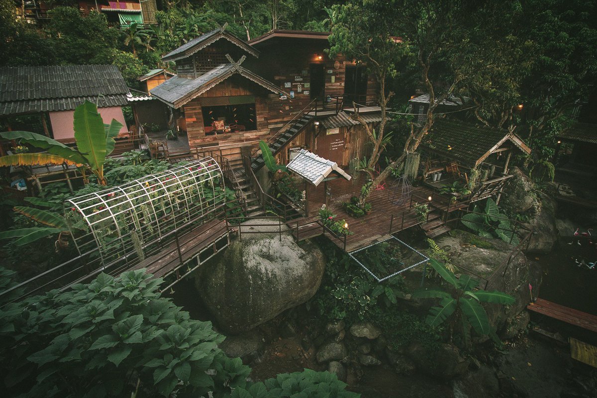 “ไว้เราไปเที่ยวแม่กำปองด้วยกันนะ”