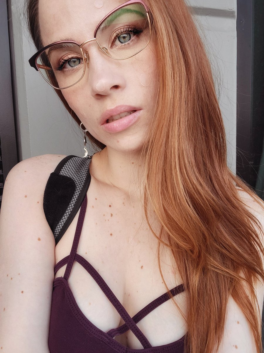 They/Them on Twitter: "RT @ClaraCosmia: 🌛"