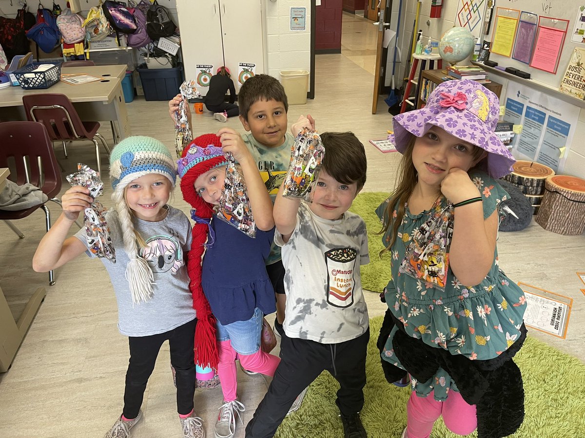 Trick or Treat 🎃 🍬 Math Challenge problems with 1st and 2nd AIM students! Hard work pays off! Great job Scholars!! #giftedandtalented <a href="/CarmelESColts/">CarmelElementary</a>