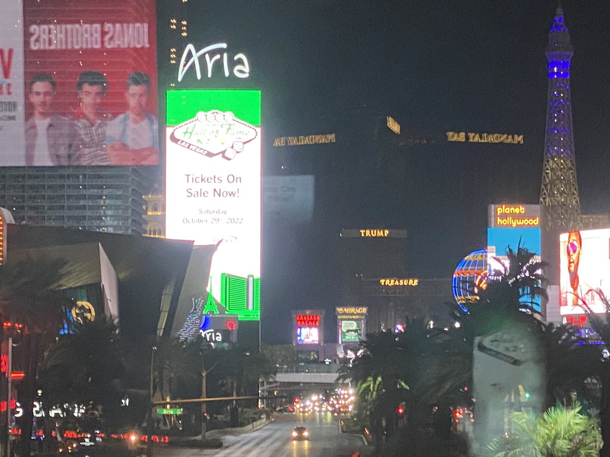 The NoDak invasion has begun in Las Vegas. Lots of Kelly Green on the marquees on the Strip tonight!