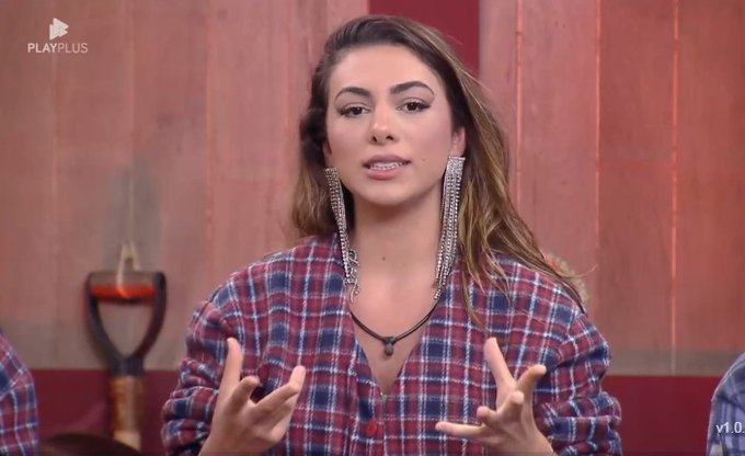 ator_paulinho's tweet photo. Pétala sendo eliminada pela Bárbara seria meu sonho o tombo seria de milhões 
#RoçaAFazenda https://t.co/uLgGixDZMA