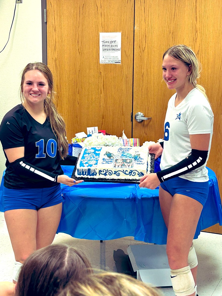 JhsOwlsvball's tweet photo. Tonight was a tough loss to Heritage in 5 to end the 2022 season. Thank you to everyone who supported us along the way. 

We celebrated our 3 amazing seniors. Joshua volleyball loves you all so much and will miss you terribly. Thanks you for an amazing four years. https://t.co/l8UK5Vc8Bh