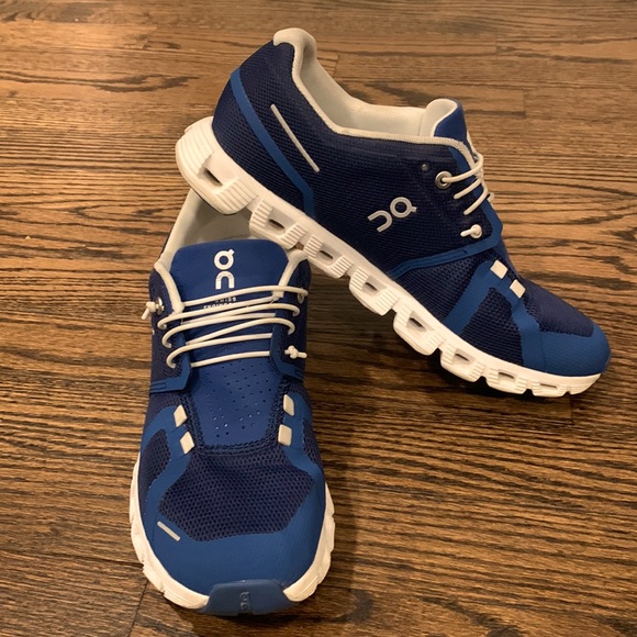 JenniPeaden's tweet photo. So good I had to share! Check out all the items I'm loving on @Poshmarkapp from @amkadatexas @Nikki40170983 #poshmark #fashion #style #shopmycloset #onrunning #amarra #allbirds: https://t.co/Vs9VyUytww https://t.co/iDgwSt9BOf