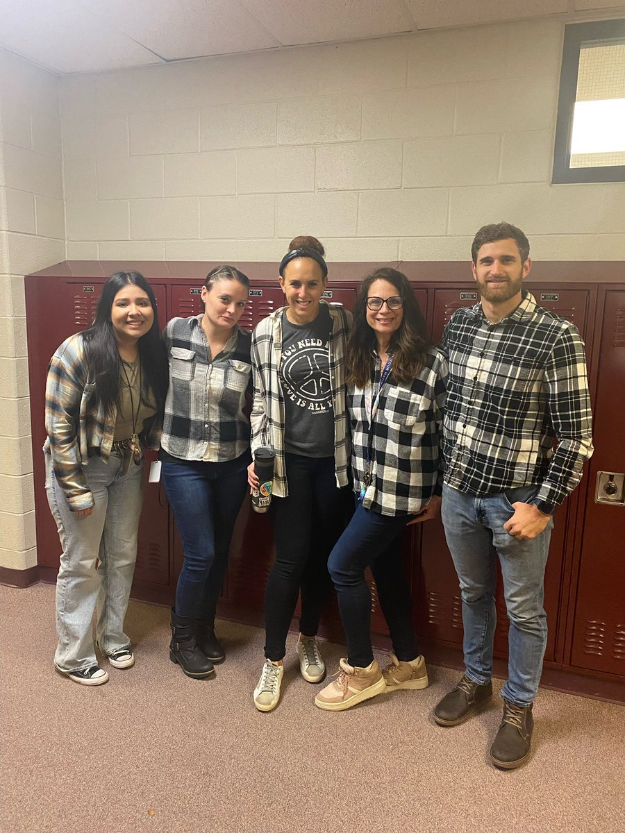 Mrs. Silver tweet media