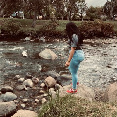karitocaceres7's tweet photo. #NuevaFotoDePerfil https://t.co/Zk8OUX5KEz
