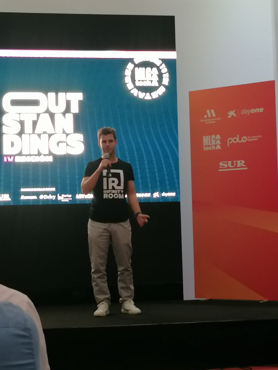 PoloDigitalMLG's tweet photo. Ayer acogimos #oustanding, un evento de inversión organizado por #MálagaTech dentro de @sunandtech y en el que participaron 4 empresas del Polo #onversed, #magicrain, #infinityroom y #feetlander.

¡Enhorabuena a #onversed que resultó ganadora de la tarde! 🙌🙌 https://t.co/iCbJiE2L96