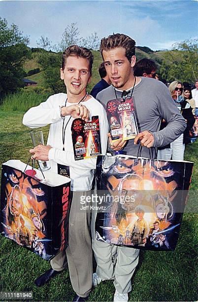DJCoggy's tweet photo. @VancityReynolds love this picture!! You should be in a Star Wars movie!! https://t.co/WptDFnaiN1