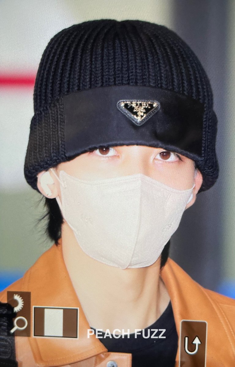 peachfuzz_1004's tweet photo. 221014 ICN
#정한 #세븐틴 #JEONGHAN #SEVENTEEN #ジョンハン https://t.co/YiiNbJ7O84