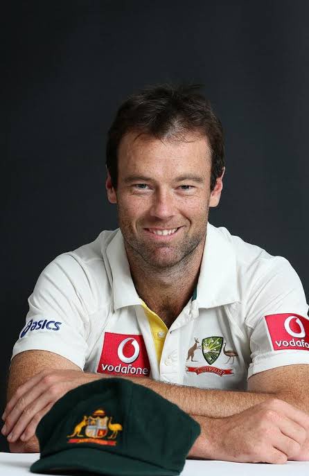 Delighted to announce that the wonderful Rob Quiney will be the guest speaker at our past players lunch on 19 November. Tickets selling fast so secure yours at the link below. 

trybooking.com/CDMQR