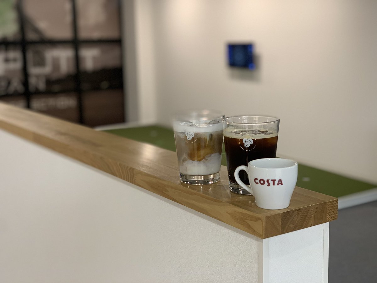 honoboGolf's tweet photo. 運動後には美味しいコーヒー☕️を飲んでリラックス〜😚✨
種類も豊富ですのでその日の気分によって選んでください🎶

#honoboGolf#インドアゴルフ#シミュレーションゴルフ#SDR#昭島市#COSTA#コーヒー https://t.co/AhoErrsSIo