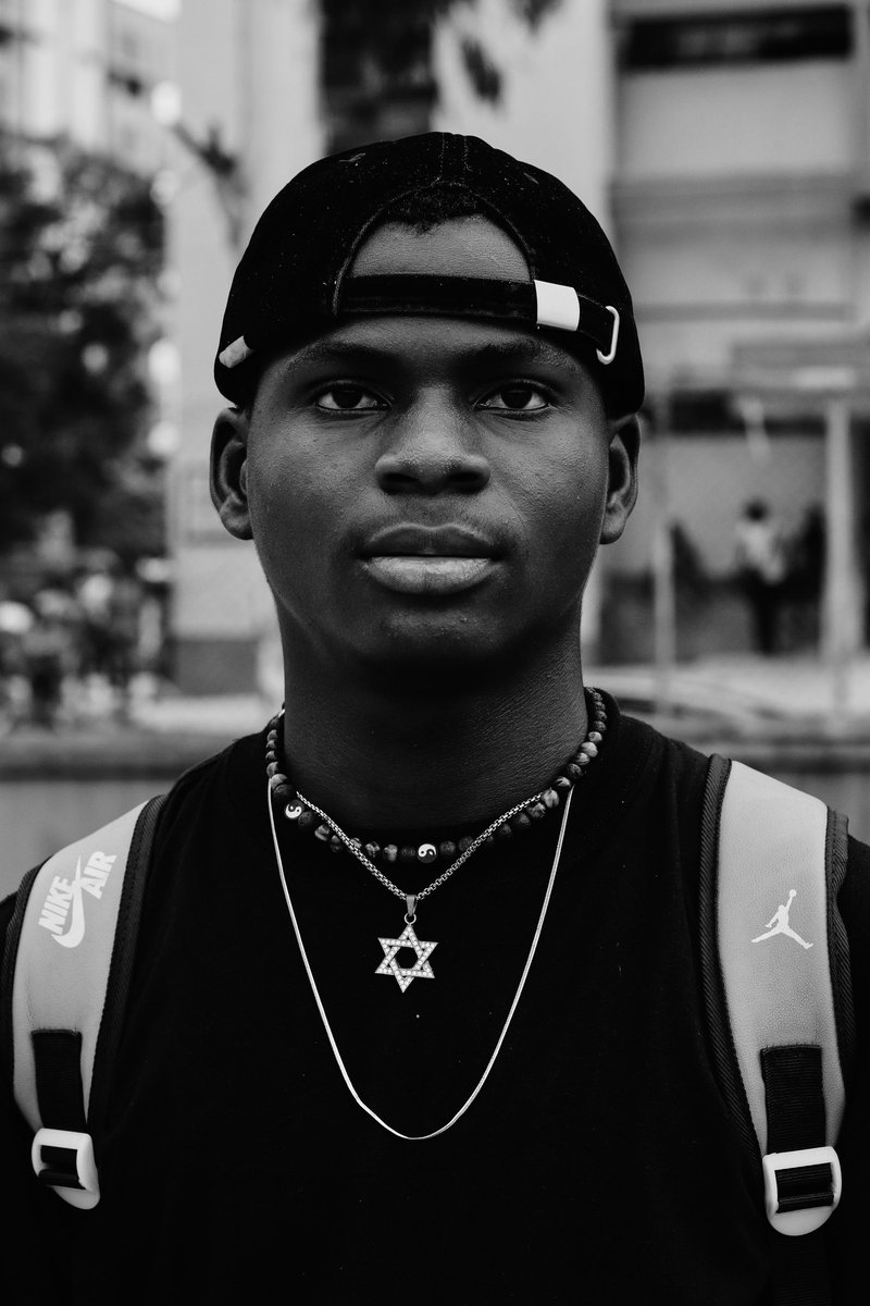 Adeyeyesegun00's tweet photo. I am a photographer and I took this photos 😊
#photography #photooftheday #portrait #tellastory #photoseries #tellthatstory
ASUU https://t.co/FoG5QJRdPv