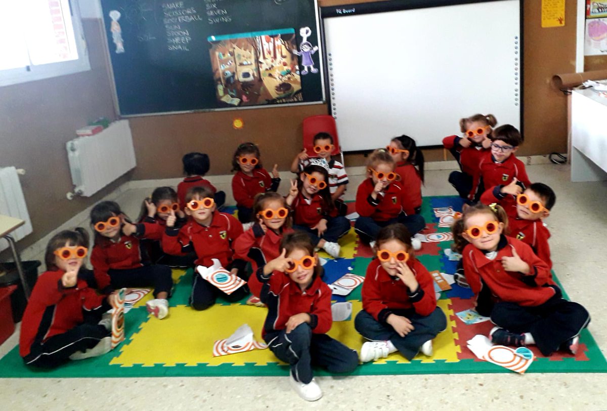 ColegiosElValle's tweet photo. En busca de la #pócima ⚗️👍
#ColegiosElValle #EducaciónInfantil #2INF #AprendizajeBasadoenProyectos #ABP #VB #ElValle https://t.co/7AnbhjNWb5