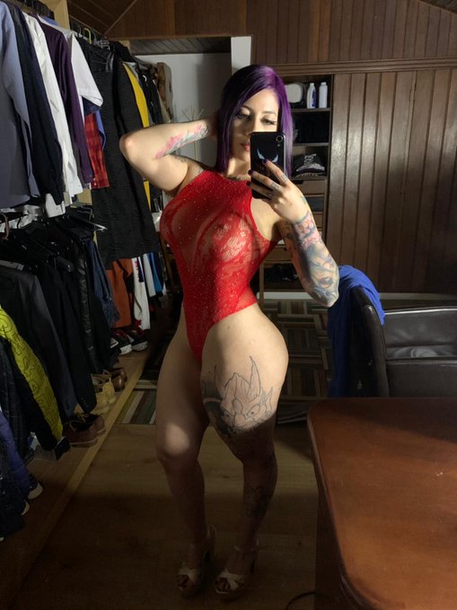 A mi me gusta por delante / y por atras y a ti ? https://t.co/HaITehU2EQ