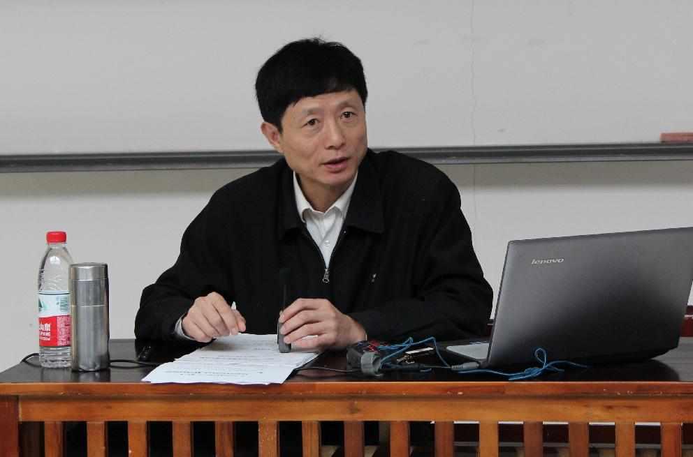 中东欧11国总统近日联合发表了通电，义正言辞地对俄罗斯进行了一通愤怒的谴责。别废话了，艾教授早就告诉你们了，真理只在大炮射程之内。