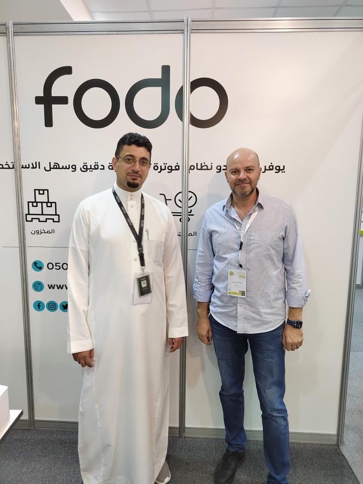 سعيدين بزيارة #المستشار_محمد_الطبشي 
لنا في #معرض_فرنشايز_جازان 

_للمزيد من الاستفسار الرجاء التواصل معنا على الرقم : 0500667690