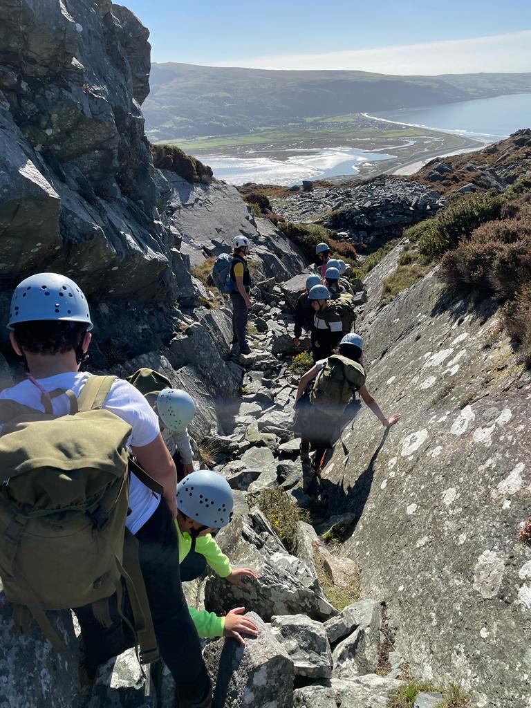 "You're off to great places. Today is your day! Your mountain is waiting, so... get on your way!" <a href="/AberdoveyCentre/">Outward Bound Aberdovey / Aberyfi and Ogwen</a> #drseuss
keirhardie.newham.sch.uk/year-6-wales-r…