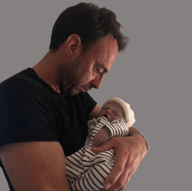 Feathers_rainbo's tweet photo. Our baby Bobby was born sleeping on 8th October 2018. There's not a day goes past that he's not missed.💔

https://t.co/EWJQx3umvz

#Feathers_Rainbows #YouAreNotAlone #BLAW #BabyLoss #BreakTheSilence #Miscarriage #Stilbirth https://t.co/QHfL9f2oDL