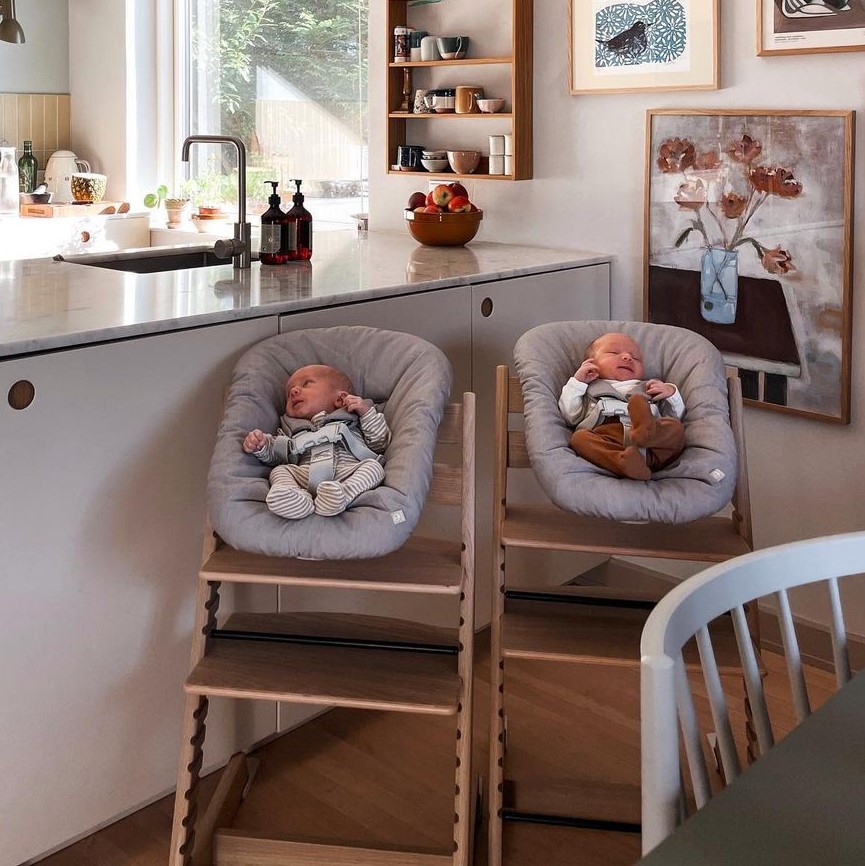 StokkeBaby's tweet photo. Double the babies, Double the fun!
#TrippTrapp #Newbornset #chairforlife #designpeteropsvik
📸: @marieeigen https://t.co/a6xNnq98YW