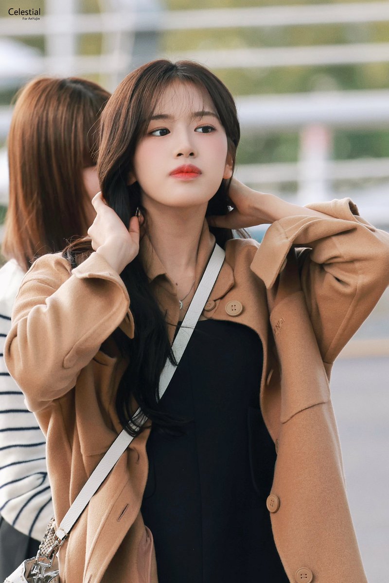 Celestial_YUJIN's tweet photo. 𝟐𝟐𝟏𝟎𝟏𝟒 
🤎🤎
#아이브 #IVE #안유진 #Yujin #유진 https://t.co/3LvWhzOdUq
