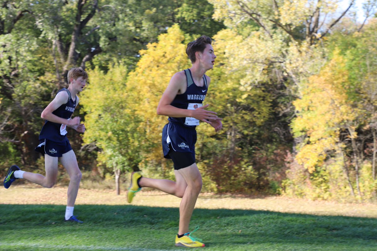 LLWarriorsXC's tweet photo. Banner day at the C-1 District Meet in Auburn today! The boys all had PRs. Logan L District Runner-up Champion (State Qualifier) 16:59, Brady 13th (State Qualifier) 17:39, Quinn 19th 18:02, Grant 20th 18:03, Gavin 32nd 18:48, &amp; Jacob 48th 19:29. Team 4th—3 points from qualifying. https://t.co/aKOTMGBW8O