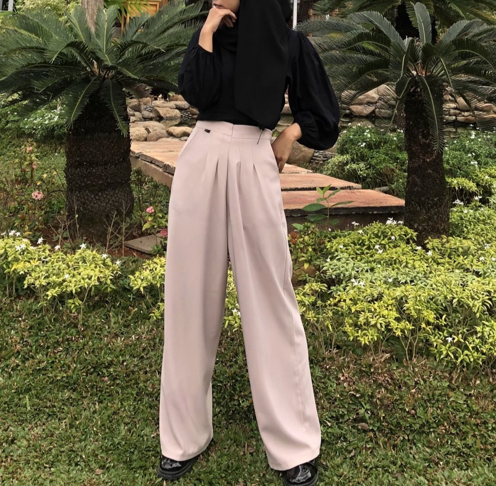 jkhiddengf's tweet photo. • Rekomendasi baju under 50rb di 🍊 https://t.co/O2HO2yXapM