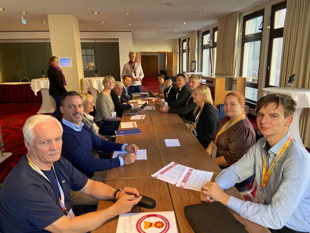 CRAchinaracing's tweet photo. Delegates from China gave reports during the 2022 World Breeding Federation for Sport Horses conference held in Germany. https://t.co/EZdyNAGtGq